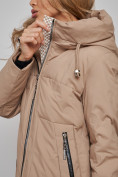 Оптом Пальто утепленное молодежное зимнее женское бежевого цвета 59122B в Перми, фото 13