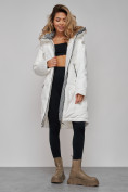 Оптом Пальто утепленное молодежное зимнее женское белого цвета 59122Bl в Сочи, фото 18