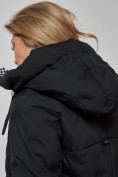 Оптом Пальто утепленное молодежное зимнее женское черного цвета 59122Ch в Перми, фото 24