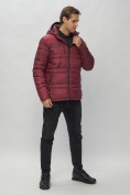 Оптом Куртка спортивная мужская с капюшоном бордового цвета 62175Bo в Екатеринбурге, фото 4