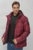 Оптом Куртка спортивная мужская с капюшоном бордового цвета 62179Bo в Екатеринбурге, фото 16