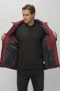 Оптом Куртка спортивная мужская с капюшоном бордового цвета 62188Bo в Казани, фото 15