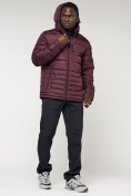 Оптом Куртка спортивная мужская с капюшоном бордового цвета 62220Bo в Казани, фото 6