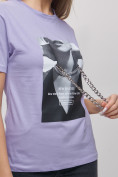 Оптом Женские футболки с принтом фиолетового цвета 65016F в Казани, фото 6