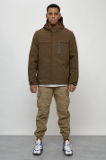 Оптом Куртка молодежная мужская весенняя с капюшоном коричневого цвета 702K в Ижевск
