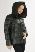 Оптом Куртка зимняя big size болотного цвета 72117Bt в Казани, фото 12