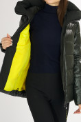 Оптом Куртка зимняя big size болотного цвета 72117Bt в Екатеринбурге, фото 16