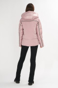 Оптом Куртка зимняя розового цвета 7223R в Екатеринбурге, фото 4