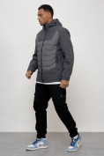 Оптом Куртка молодежная мужская весенняя с капюшоном темно-серого цвета 7302TC в Оренбурге, фото 2
