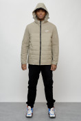 Оптом Куртка молодежная мужская весенняя с капюшоном бежевого цвета 7306B, фото 10