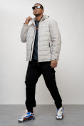 Оптом Куртка молодежная мужская весенняя с капюшоном светло-серого цвета 7306SS, фото 13
