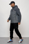 Оптом Куртка молодежная мужская весенняя с капюшоном темно-серого цвета 7306TC, фото 2