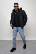 Оптом Куртка молодежная мужская весенняя с капюшоном черного цвета 7307Ch в Саратове, фото 11