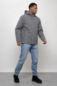 Оптом Куртка молодежная мужская весенняя с капюшоном серого цвета 7307Sr в Волгоградке, фото 10