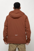 Оптом Куртка молодежная мужская весенняя с капюшоном коричневого цвета 7323K в Казани, фото 4