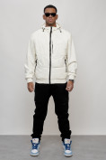 Оптом Куртка спортивная мужская весенняя с капюшоном белого цвета 7335Bl в Екатеринбурге
