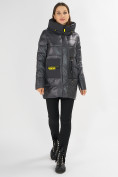 Оптом Куртка зимняя темно-серого цвета 7501TC в Казани