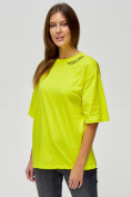 Оптом Женские футболки с надписями желтого цвета 76013J в Екатеринбурге, фото 3