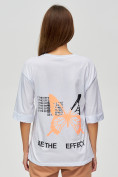 Оптом Женские футболки с надписями белого цвета 76025Bl в Екатеринбурге, фото 5