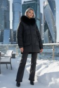 Оптом Куртка зимняя женская с мехом и капюшоном тренд черного цвета 7608Ch