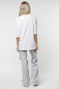 Оптом Женские футболки с принтом белого цвета 76110Bl в Екатеринбурге, фото 7