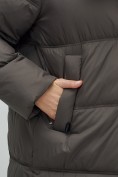 Оптом Пальто зимнее утепленное с капюшоном женское темно-коричневого цвета 7618TK, фото 15