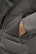Оптом Двубортная пальто зимнее утепленное с мехом и капюшоном темно-серого цвета 7626TC, фото 12