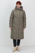 Оптом Пальто зимнее утепленное с капюшоном женское светло-коричневого цвета 7628SK