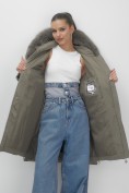 Оптом Пальто зимнее утепленное с мехом и капюшоном тренд коричневого цвета 7630K, фото 9