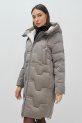 Оптом Пальто зимнее утепленное с капюшоном женское серого цвета 7638Sr, фото 9