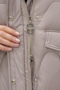 Оптом Куртка зимняя женская с капюшоном модная светло-коричневого цвета 7653SK, фото 14