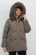 Оптом Куртка зимняя женская с мехом и капюшоном тренд коричневого цвета 7656K, фото 5