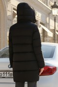 Оптом Куртка зимняя женская классическая с капюшоном черного цвета 7671Ch, фото 3