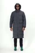 Оптом Куртка удлинённая мужская зимняя темно-серого цвета 7708TC в Казани, фото 15