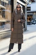 Оптом Пальто зимнее утепленное с капюшоном женское светло-коричневого цвета 7729SK