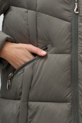 Оптом Пальто зимнее утепленное с капюшоном женское темно-серого цвета 7729TC, фото 8