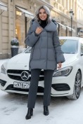 Оптом Куртка зимняя женская с большим капюшоном модная темно-серого цвета 7739TC, фото 4
