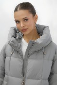 Оптом Пальто зимнее утепленное с капюшоном женское серого цвета 7741Sr, фото 7