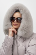 Оптом Пальто зимнее утепленное с мехом и капюшоном тренд светло-коричневого цвета 7753SK, фото 7