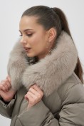Оптом Пальто зимнее утепленное с мехом и капюшоном тренд темно-коричневого цвета 7753TK, фото 14