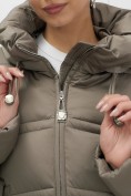 Оптом Пальто зимнее утепленное с капюшоном женское светло-коричневого цвета 7779SK, фото 10