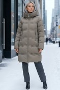 Оптом Пальто зимнее утепленное с капюшоном женское светло-коричневого цвета 7779SK, фото 5