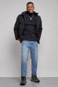 Оптом Куртка зимняя молодежная мужская с капюшоном черного цвета 8320Ch в Казани, фото 14