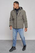 Оптом Куртка зимняя молодежная мужская с капюшоном цвета хаки 8320Kh в Уфе, фото 10