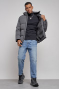 Оптом Куртка зимняя молодежная мужская с капюшоном темно-серого цвета 8320TC, фото 13