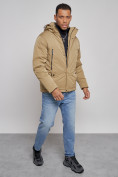 Оптом Куртка мужская зимняя с капюшоном спортивная великан горчичного цвета 8332G в Казани, фото 10