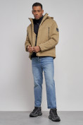 Оптом Куртка мужская зимняя с капюшоном спортивная великан горчичного цвета 8332G в Казани, фото 13