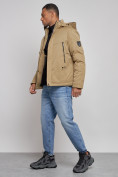 Оптом Куртка мужская зимняя с капюшоном спортивная великан горчичного цвета 8332G в Казани, фото 2