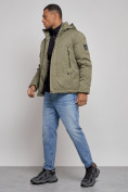 Оптом Куртка мужская зимняя с капюшоном спортивная великан цвета хаки 8332Kh в Омске, фото 2