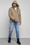 Оптом Куртка мужская зимняя с капюшоном спортивная великан горчичного цвета 8335G, фото 6